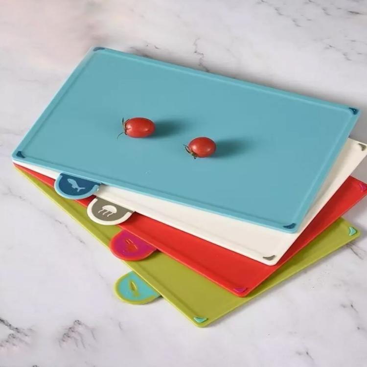 ZENO 4-Piece Color-Coded Cutting Board Set with Non-Slip Index and Stand