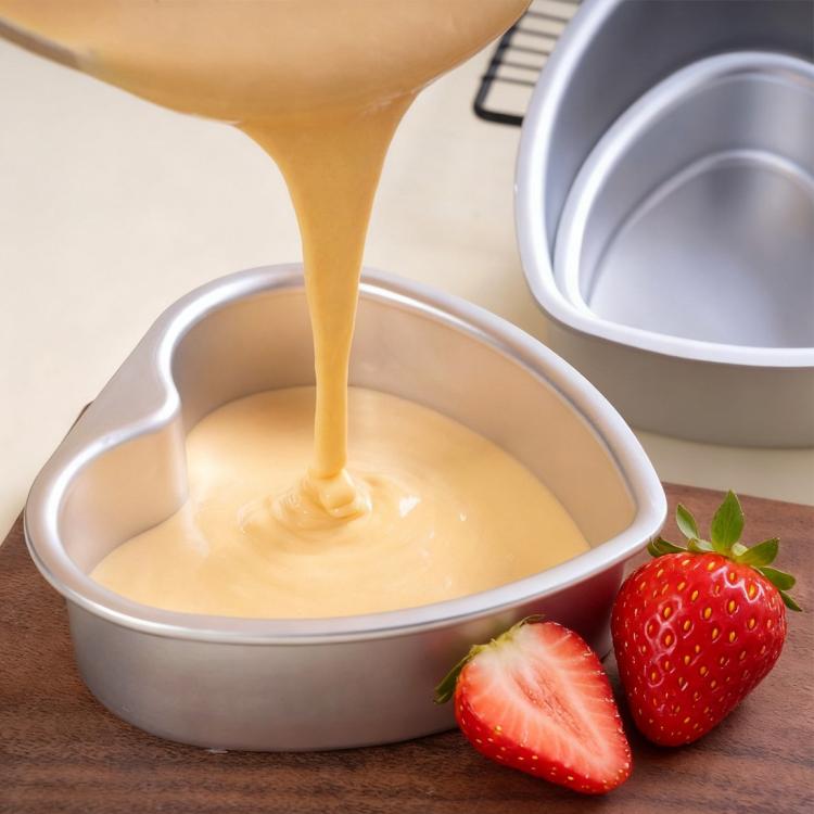 4pcs Heart Shaped Cake Cake model Baking Pan Non Stick Cake Mould Tray