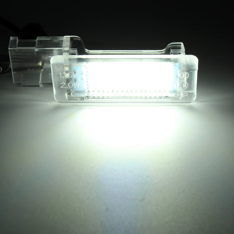 2 PCS DC12V / 1.5W / 6000K / 100LM Car Foot Nest Lights Footwell Lamp Seat Lamp 18LEDs SMD-3528 Lamps for Volkswagen