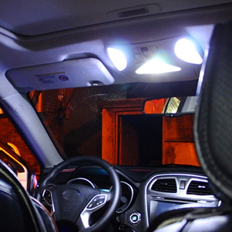2 PCS 31mm DC12V / 1.6W / 6000K / 130LM 4LEDs SMD-3030 Car Reading Lamp