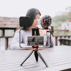YELANGU PC204 YLG1801D Vlogging Live Broadcast LED Selfie Light Smartphone Video Rig Handle Stabilizer Bracket Kits with Microphone & Tripod