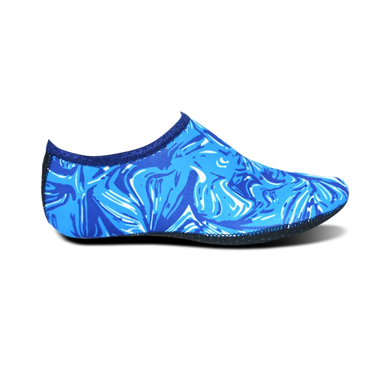 Non-slip Plastic Grain Texture Thick Cloth Sole Printing Diving Shoes and Socks, One Pair