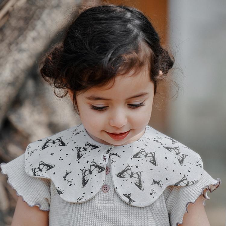 Benzdeer Petal Shape Bib Infants Saliva Towel — Retro Checkered Flowers