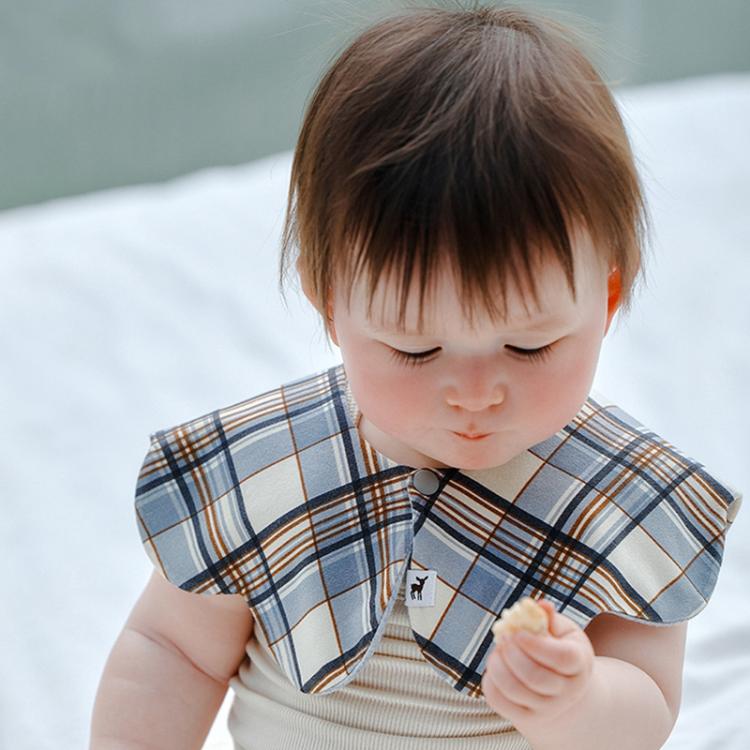 Benzdeer Petal Shape Bib Infants Saliva Towel — Blue Stripes