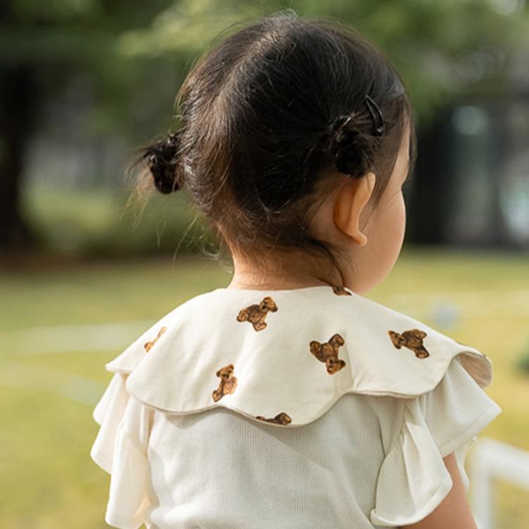 Benzdeer Petal Shape Bib Infants Saliva Towel — Beige Blue Flower