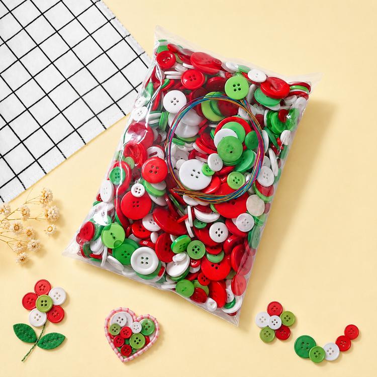 500g/Pack Mixed Sizes Colorful Round Resin Christmas Buttons DIY Craft Kit for Children, 800-1000 Pieces/Pack — Christmas Buttons + Wire