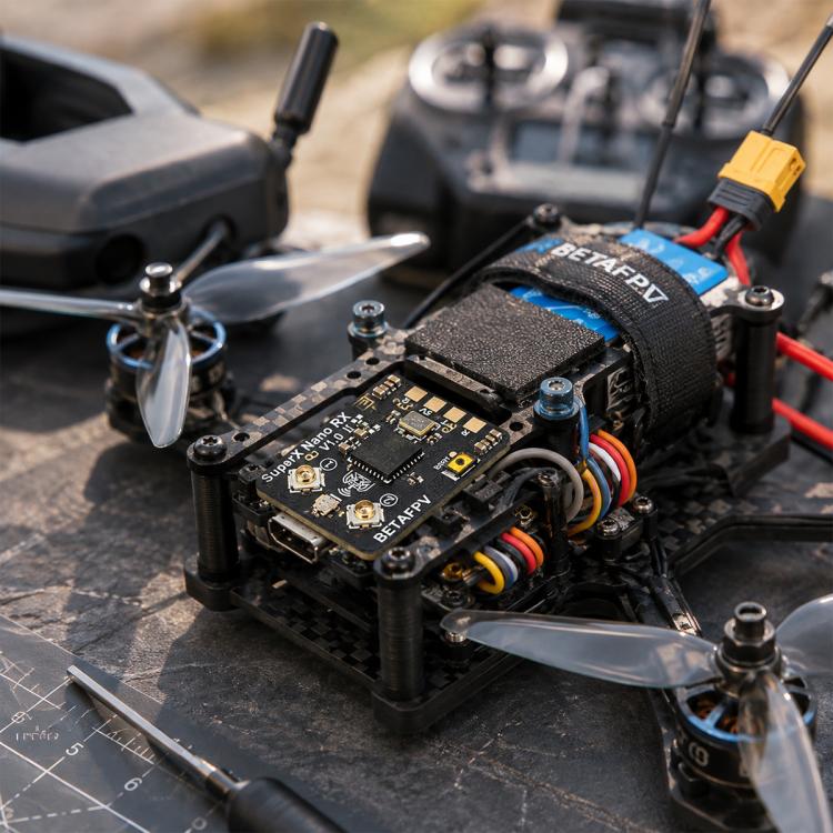 BETAFPV SuperX Nano ELRS Gemini Xross Dual-frequency Receiver ELRS 2.4GHz + 915M Module