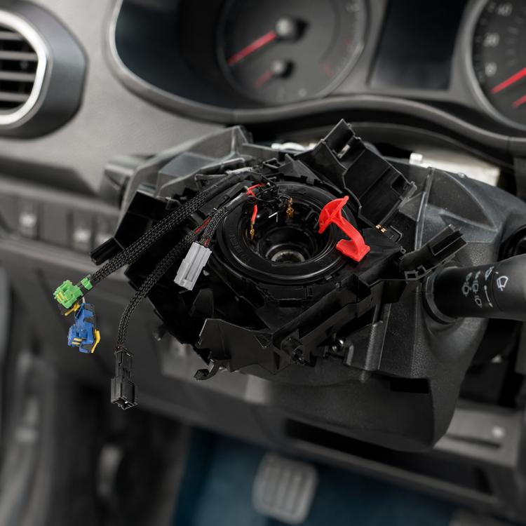 Car Steering Wheel Airbag Clock Spring Spiral Cable 8201590627