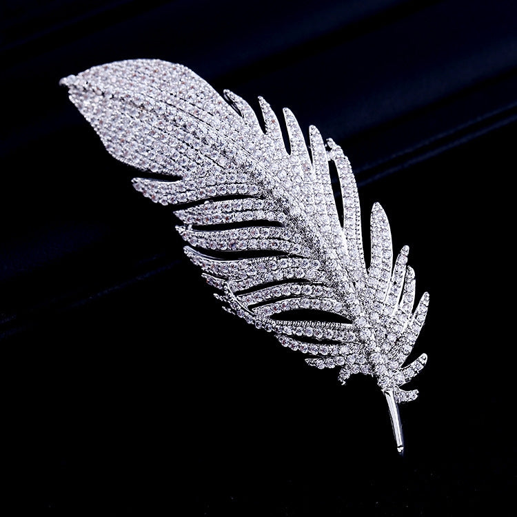 Simple Lady Feather Pattern High-grade Platinum Suits Corsage Brooch