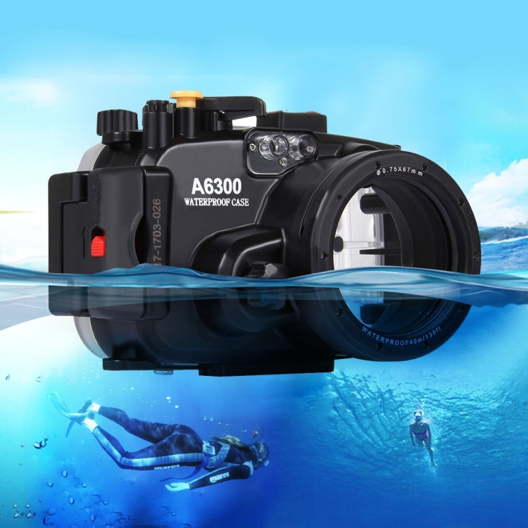 PULUZ 40m Underwater Depth Diving Case Waterproof Camera Housing for Sony A6300 (E PZ 16-50mm F3.5-5.6 OSS)