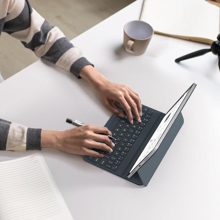 Magnetic Keyboard Slim Protective Case