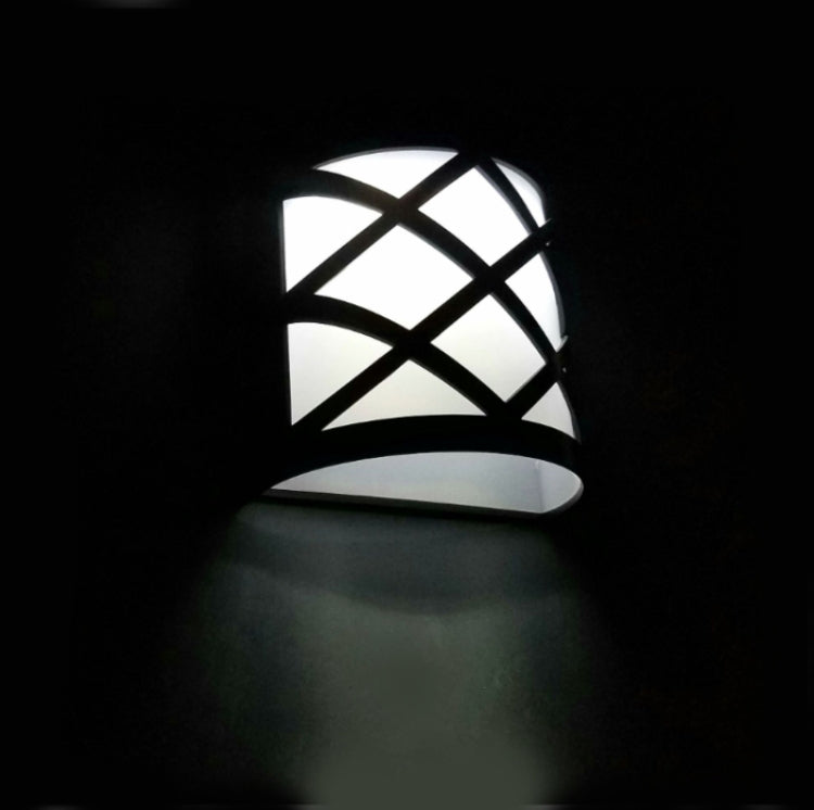 Solar Powered LED Wall Light Outdoor Waterproof Energy Saving Street Garden Lamp