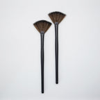 Multifunctional Fan-Shaped Makeup Brush Fiber Bristle Long Handle Cheek Makeup Tool