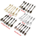 6pcs / Set Vintage Mini Coffee Spoons Suit Royal Style Metal Carved Coffee Fruit Cutler Dessert Flatware Kitchen Tools — Red Bronze