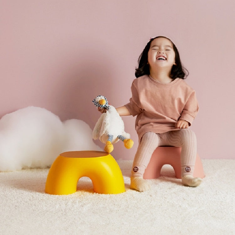 Simple Circular Small Bench Home Round Children Stool for Shoe Stool — Yellow