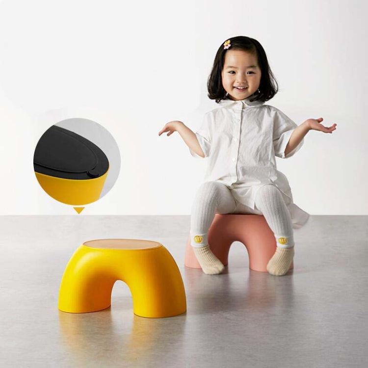 Simple Circular Small Bench Home Round Children Stool for Shoe Stool — Pink