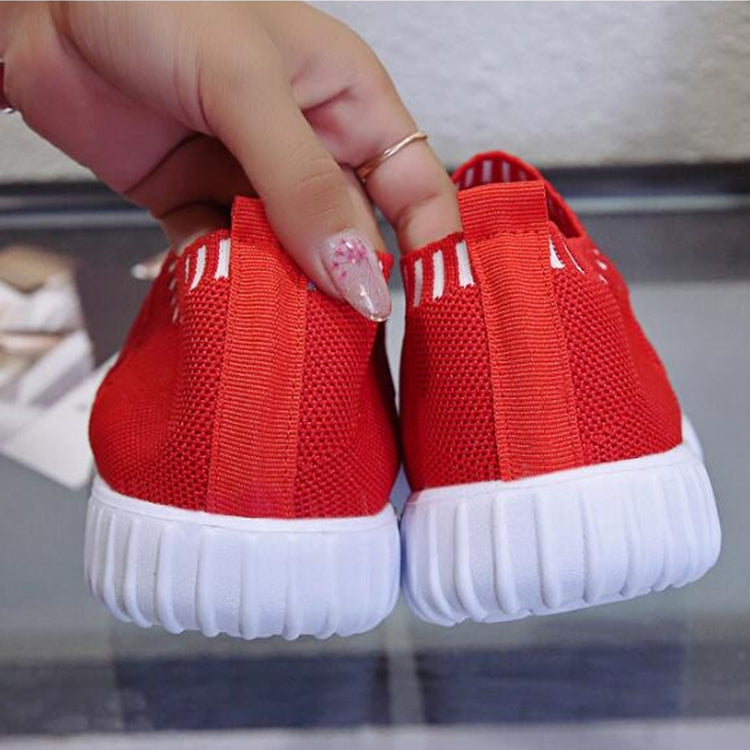 New Large Size The Trend Of Women Shoes Wild Sports Leisure Flying Running Shoes