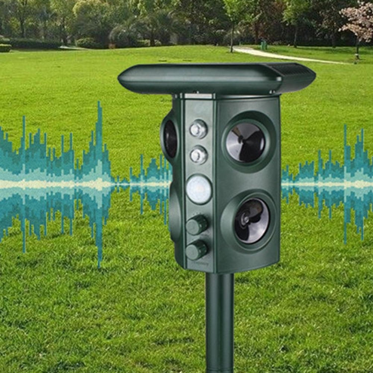 Outdoor Solar Animal Repeller Ultrasonic Vibration Multi-functional Snake Repeller