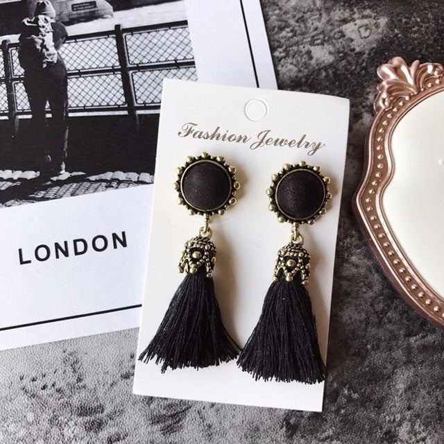 Women Fashion Vintage Velvet Ball Fringed Drop Earring — view 8