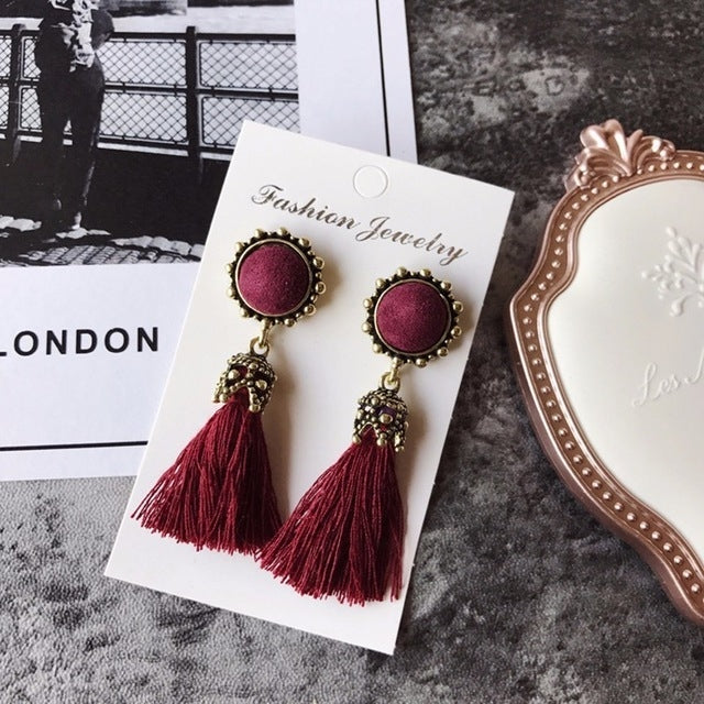 Women Fashion Vintage Velvet Ball Fringed Drop Earring — view 11