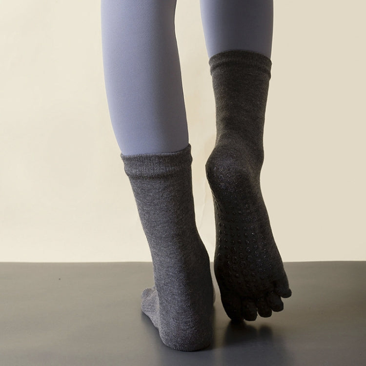 Lengthened Sweat-absorbing Non-slip Yoga Five-finger Socks, Black, Pink, Yellow, Dark Gray, Beige, Dark Green, Flesh Color