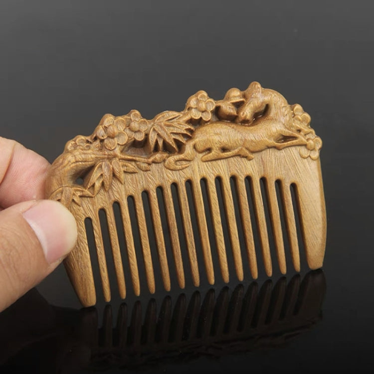 Green Sandalwood Retro Style Carved Portable Wooden Comb