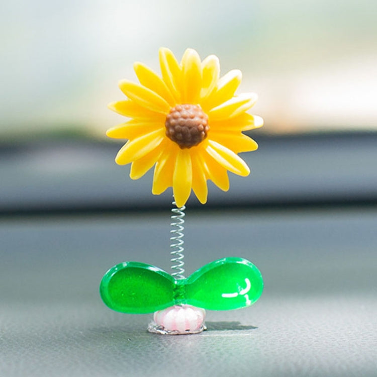 Cute Small Daisy Car Ornament Car Dashboard Shaking Decoration — Pink