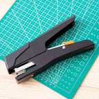 Deli 0358 Handheld Medium Stapler Thickened Home Stapler — view 4