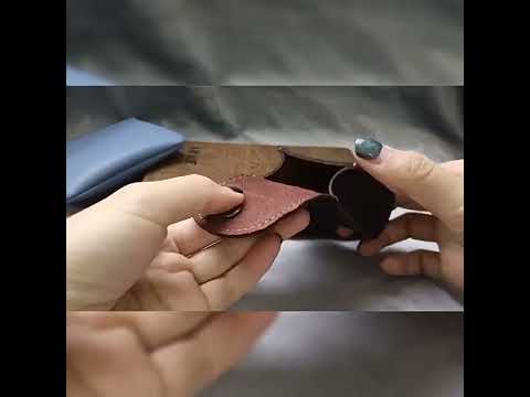 S122 Vintage Mini Leather Headphone Bag(Coffee) - YouTube Video