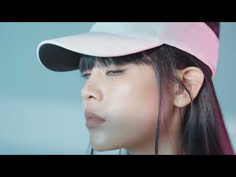 MF089 Speedy Neck Band Electric Fan(White) - YouTube Video