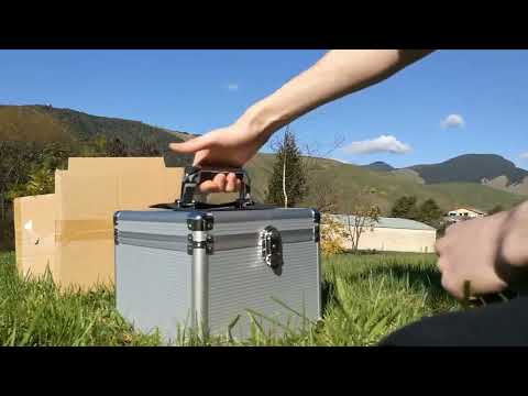 ORICO BSC35-10 2.5 / 3.5 inch Aluminum Alloy Hard Drive Protective Box - YouTube Video