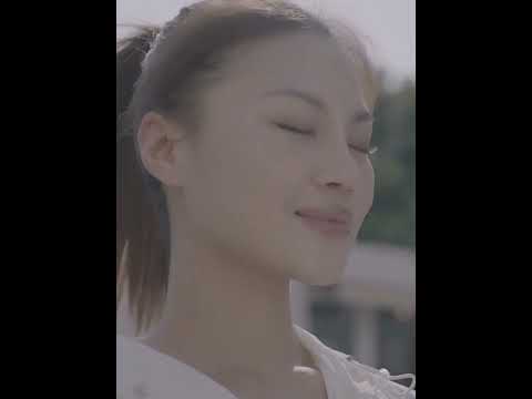 DC01 Mini Handheld High-speed Electric Fan(White) - YouTube Video