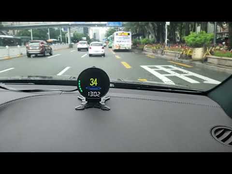 P15 OBD2 Car HUD Head-up Display Water Temperature / Vehicle Speed / Voltage - YouTube Video
