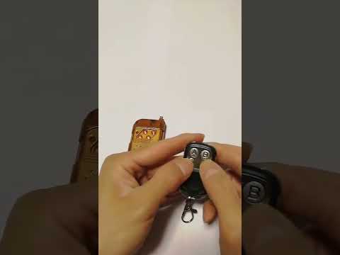 433Hz Copy Remote Control, Transmission Distance: 100m, Applicable to Garage Door / Car Alarm Systems / Home Appliances / Remote Control Switch / LED and Other Industrial Control - YouTube Video