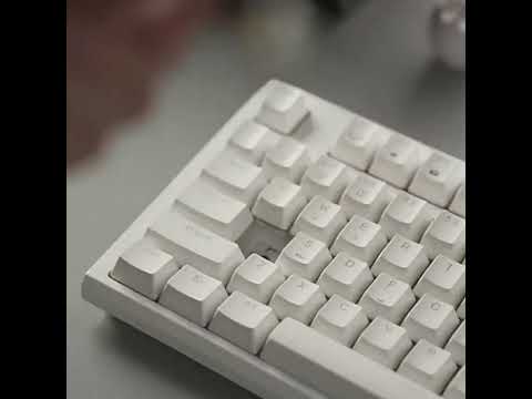 40pcs Customized Hot Swap Mechanical Keyboard 3Pin Shaft(Peach Linear Mute Shaft) - YouTube Video