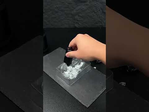 9721 Car Multifunctional Emergency Escape Window Breaking Safety Hammer - YouTube Video