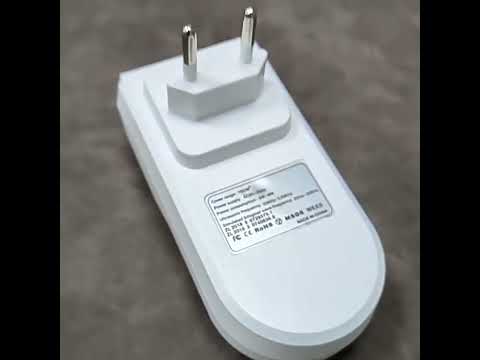BG-303 Smart Frequency Conversion Household Ultrasonic Insect / Mosquito / MouseRepellent, Product specifications: AU Plug 220V(Black) - YouTube Video