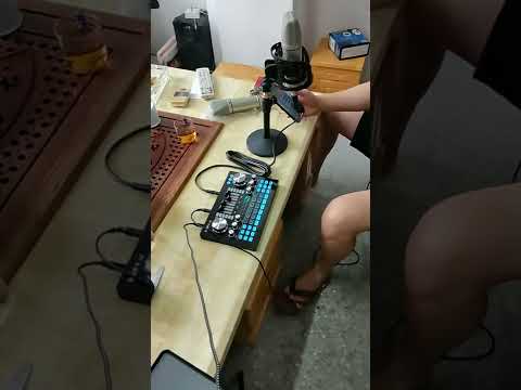 A2 Sound Card Mobile Computer Universal Live K Song Recording Equipment - YouTube Video