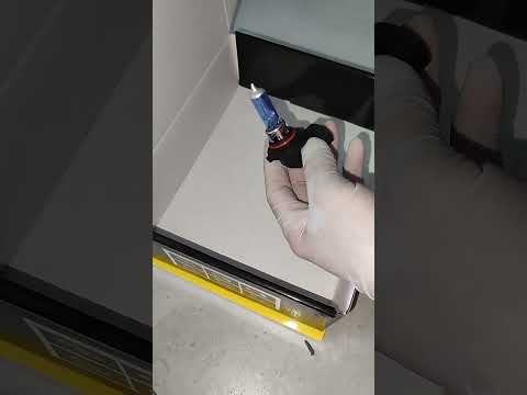 9012 / HIR2 55W 12V Halogen Car Headlight Fog Lights - YouTube Video