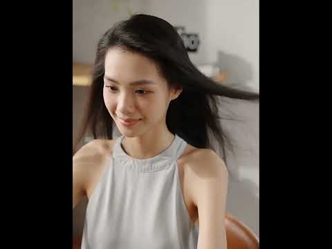 Intelligent Digital Display 100-Speed Stepless Speed Desktop Shaking Head Tower Fan(White) - YouTube Video
