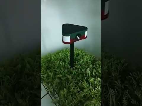 Solar Mouse Repeller High Frequency Ultrasonic Animal Drive(N911G) - YouTube Video