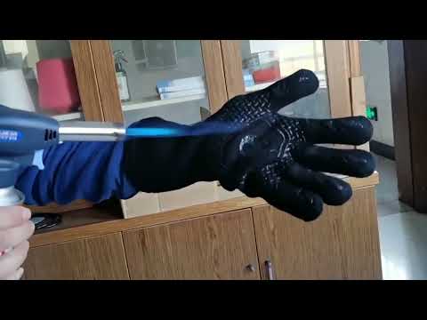 1 Pair High Temperature Resistant Silicone BBQ Gloves  Anti-Scalding Gloves(BBQ Red) - YouTube Video
