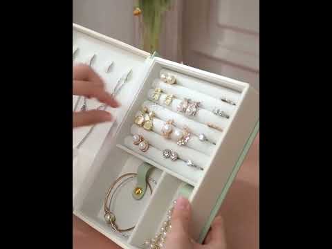 CASEGRACE Sp01115 Vintage Flip Book Shape Jewelry Box(White) - YouTube Video