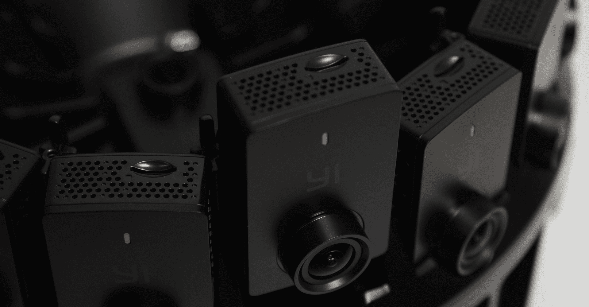 Xiaomi Yi Halo 3D 360° VR Camera with Yi Camera